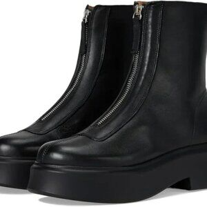 Steve Madden Women's Jones Black Leather Front Zip Ankle Boots. Sz: 9